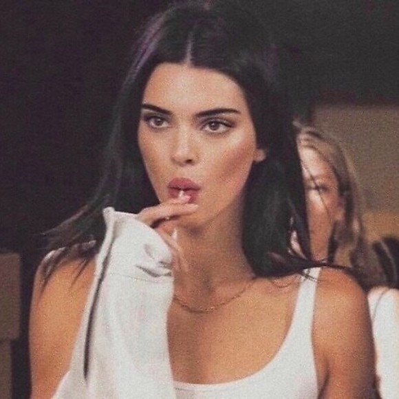 Meet your Posher, Ruth - Picture 1 of 1